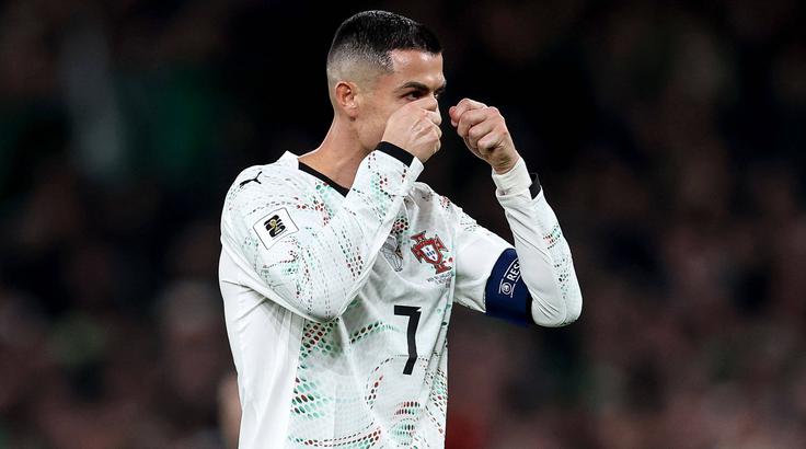 Gesta portugalskega kapetana, namenjena irskemu branilcu O'Shei. | Foto: Guliverimage