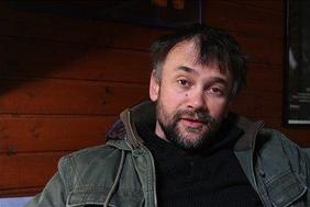 Janez Burger: Cirkus in vojna sta šovbiznis