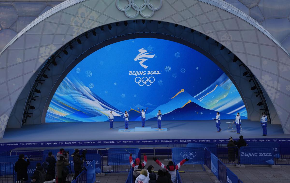 Peking 2022, olimpijske igre | Čeprav se tudi na Kitajskem, prizorišču naslednjih olimpijskih iger, vse hitreje širi virusna različica omikron, to ne spreminja načrtov prirediteljev iger v Pekingu. | Foto Guliverimage