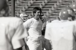 Šok: Ustrelili znanega trenerja #video