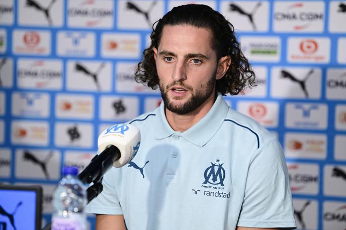 Adrien Rabiot | Rabiot je bil v pogovoru za časnik Figaro kritičen do odločitve vodstva tekmovanja, ki je dovolilo izvedbo tekme med Milanom in Comom februarja prihodnje leto v avstralskem Perthu. | Foto Guliverimage