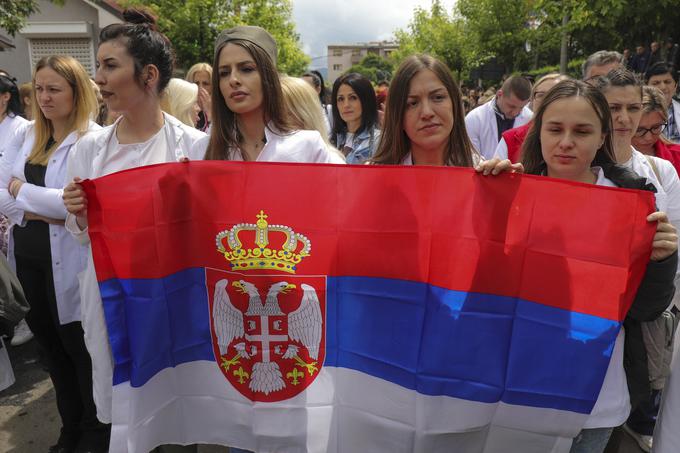 Beograd ne priznava neodvisnosti Kosova in ga ima še vedno za del Srbije. Na fotografiji: shod kosovskih Srbov. | Foto: Guliverimage/dpa