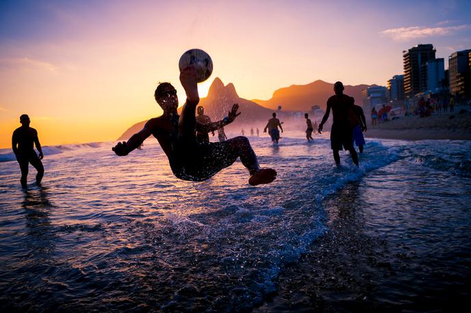 Copacabana, plaža, nogomet, Brazilija | Foto Shutterstock