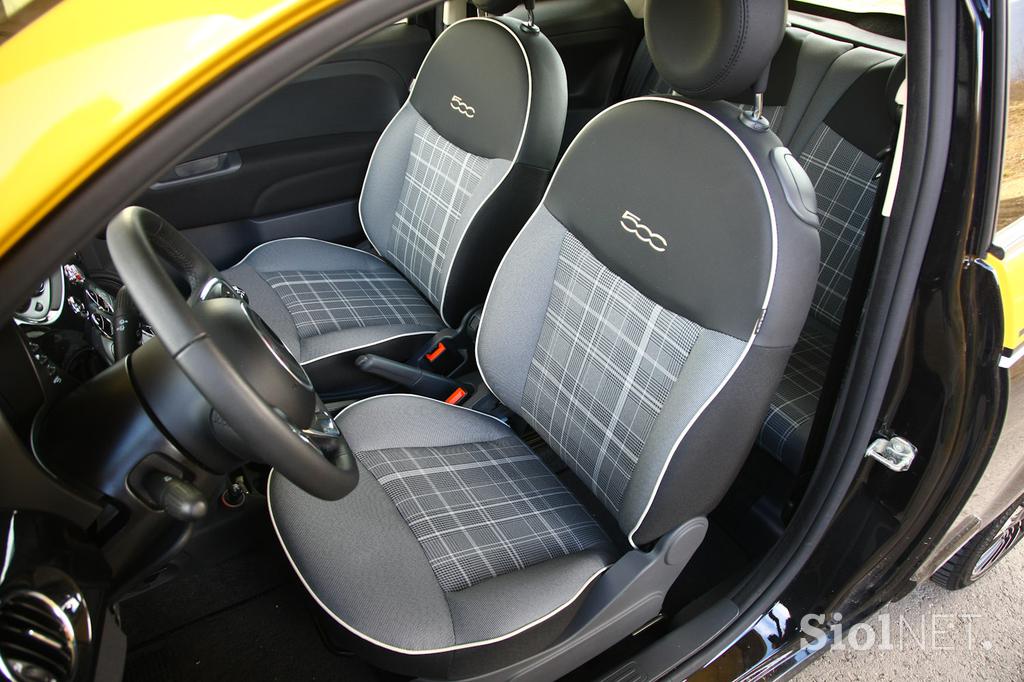 Fiat 500 1.2 8V lounge - šik mestni malček s posluhom za visoko modo