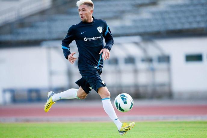 Kampl navdušil: najbolje ocenjeni nogometaš v Avstriji