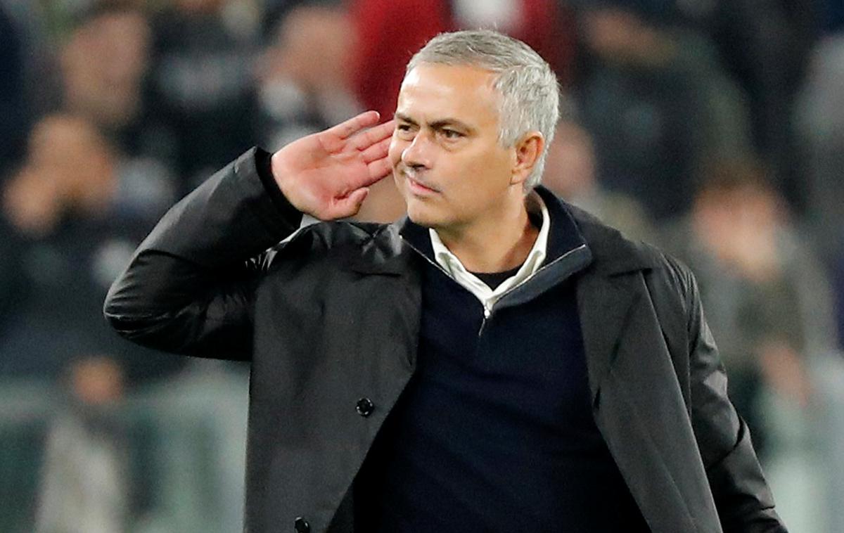 Jose Mourinho | Jose Mourinho je po tekmi poskrbel za deljena mnenja. Unitedovi in Interjevi navijači so mu ploskali, Juventusovi pa so bruhali ogenj. | Foto Reuters