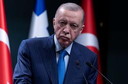 Erdogan ob obisku Scholza pozval h krepitvi pritiska za mir na Bližnjem vzhodu