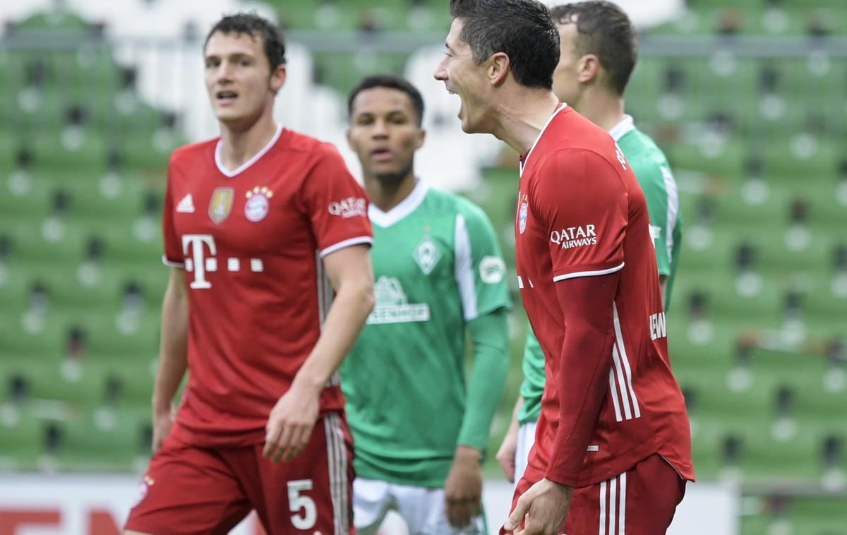 Robert Lewandowski | Poljak Robert Lewandowski je neusmiljen do tekmecev. V tej sezoni je dosegel že 32 zadetkov, v polno je meril tudi v Bremnu! | Foto Reuters