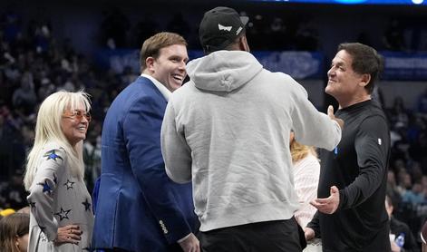 Lastnika Dallasa ob velikem jackpotu NBA "vreščala kot najstnici na koncertu Taylor Swift"