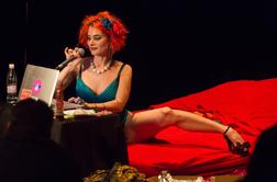 "Ste v službi vzburjeni?"