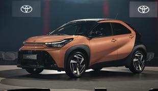 Toyota aygo X: zavestni ne elektriki, prvi med najmanjšimi kot pravi hibrid #foto