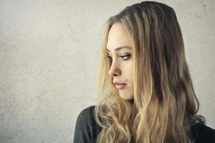 ženska, dekle, žalost | Foto Pexels
