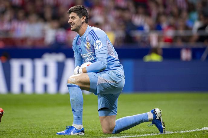 Thibaut Courtois | Belgijski vratar naj bi bil po poročanju španskih medijev že odpisan za sobotni derbi v Madridu. | Foto Guliverimage