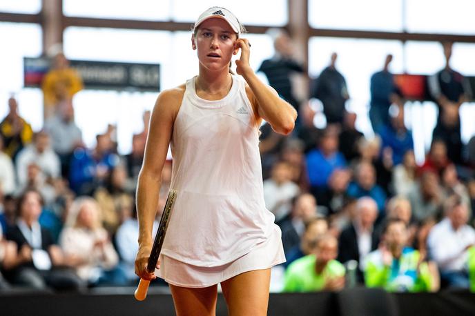 Kaja Juvan | Kaja Juvan je na teniškem turnirju WTA v Hamburgu z nagradnim skladom 225.000 evrov nastope končala v uvodnem krogu. | Foto Matic Klanšek Velej/Sportida