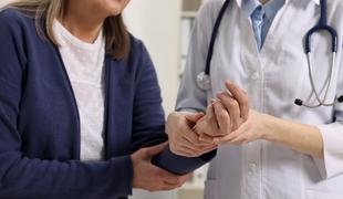 Osteoartroza (osteoartritis): Kako učinkovito zmanjšati bolečine