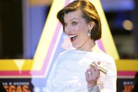 Milla Jovovich pozirala za konec sveta