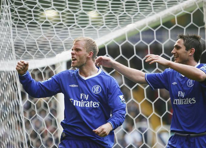 Takole sta se v dresu Chelseaja včasih skupaj veselila Eidur Gudjohnsen in Frank Lampard. Po črnem angleškem ponedeljku gre verjetno na smeh le Islandcu. | Foto: Guliverimage/Getty Images