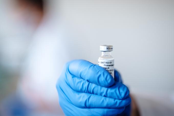 Prvo cepivo bi lahko vsa dovoljenja dobilo konec letošnjega ali v začetku prihodnjega leta. | Foto: BioNTech