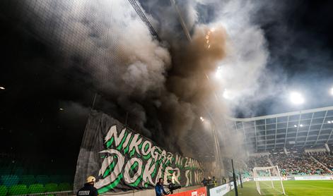 V živo: v Stožicah je vroče, Olimpija na odmor z vodstvom