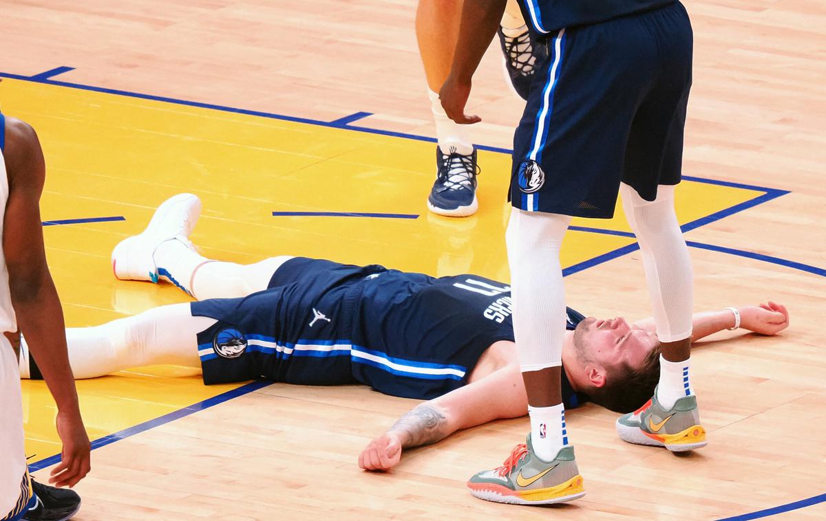 Luka Dončić, Dallas Mavericks : Golden State Warriors | Luka Dončić je dosegel 42 točk. | Foto Reuters