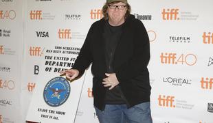 Režiser Michael Moore republikance obtožil poboja z zastrupljeno vodo