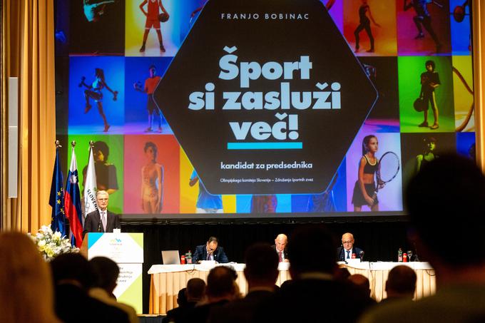 Franjo Bobinac s predsedniškega mesta RZS na predsedniški stolček OKS. | Foto: Vid Ponikvar