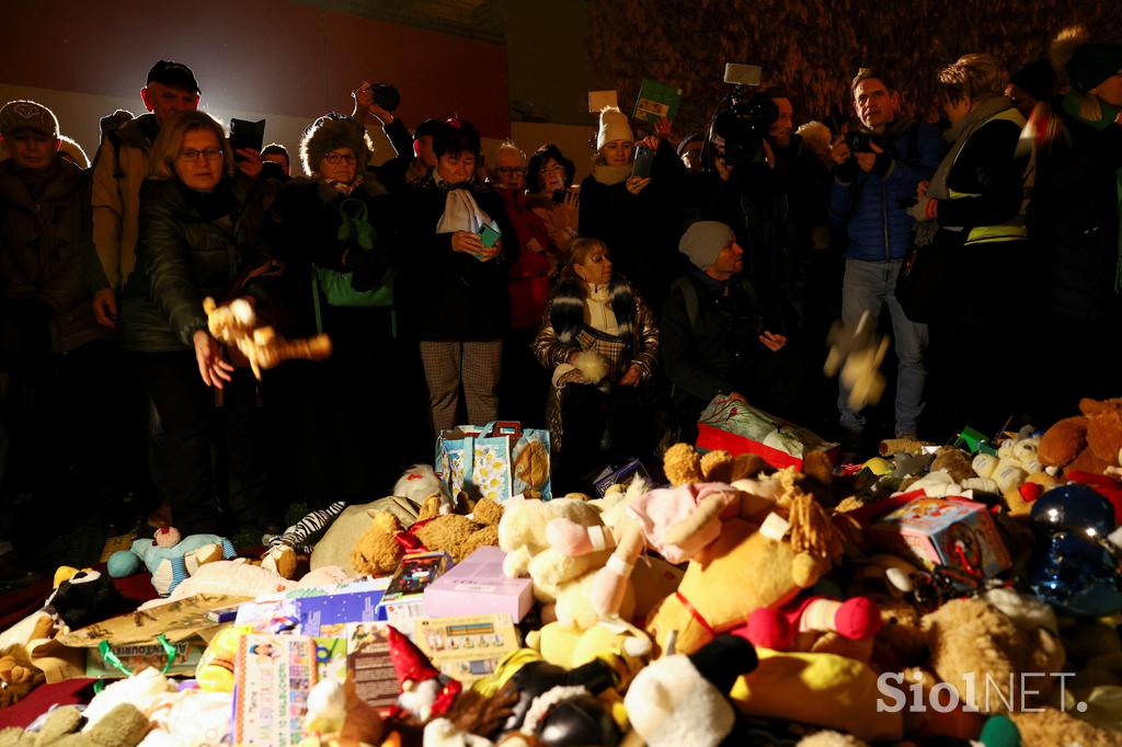 Madžarska, protesti, zlorabe otrok, vlada