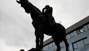 Izgubljena pošta obrambnega ministrstva v zadevi Patria