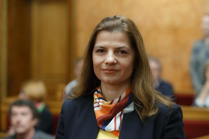 Sonja Šmuc, generalna direktorica GZS na podelitvi Jesenkovih nagrad. | Foto: Željko Stevanić / IPF