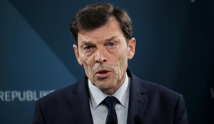 Logaj: Poleg učbenikov bodo morali strokovnjaki potrditi tudi delovne zvezke