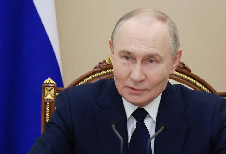 Predsedniški odlok, ki ga je v petek podpisal Vladimir Putin, prebivalcem Pridnestrske republike omogoča pridobitev ruskega potnega lista, pa čeprav ne živijo v Rusiji in ne govorijo rusko. | Foto: Reuters