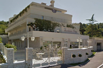 Prestižni hotel v Portorožu znova na dražbi
