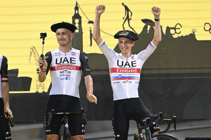 Tadej Pogačar Mikkel Bjerg 2023 | Mikkel Bjerg je v intervjuju za Sportal med drugim spregovoril o odnosu Dancev do Tadeja Pogačarja in o tem, kako je biti Danec v ekipi, ki se na Dirki po Franciji bori prav proti Dancu.   | Foto Guliverimage