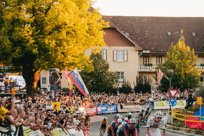 Tadej Pogačar Tilen Finkšt Komenda 2025 | Komenda bo konec tedna obarvana povsem kolesarsko. | Foto Alen Milavec