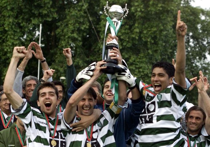 Sporting se je naslova portugalskega prvaka nazadnje veselil leta 2002. | Foto: Reuters
