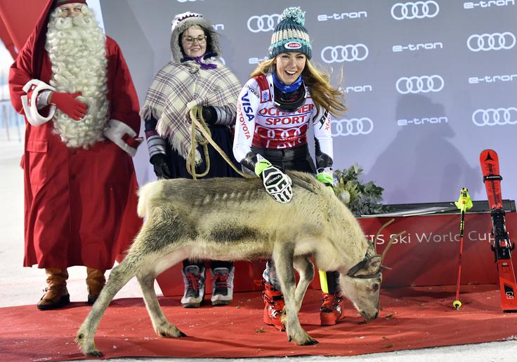 Ingemar je Mikaelih jelen za 41. slalomsko zmago v svetovnem pokalu, s katero je presegla Ingemarja Stenmarka. | Foto: Guliverimage