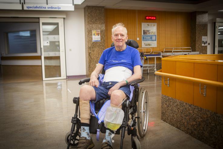 Pri 61 letih tako še vedno načrtuje prihodnost. Multipla skleroza ostaja del njegove zgodbe, vendar ne njen glavni naslov. | Foto: Bojan Puhek