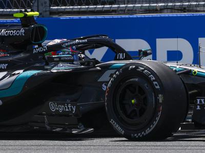 McLaren in Ferrari ujela Mercedes! Norrisu "pole position" za šprintersko dirko.
