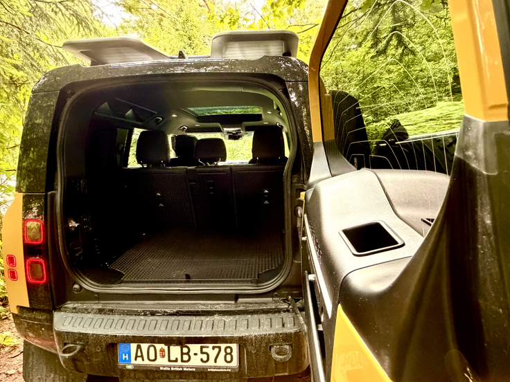 Land Rover Defender Trophy | Foto: Gregor Pavšič
