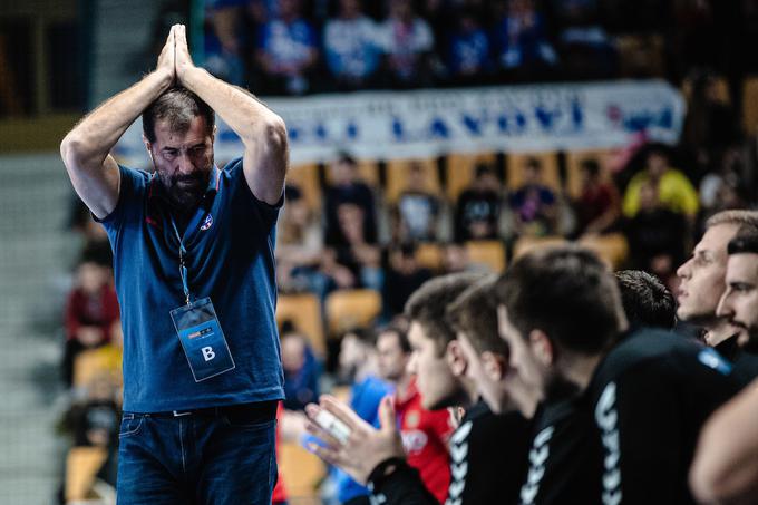 Trener Zagreba Veselin Vujović po tekmi ni izbiral besed, ko je kritiziral svoje igralce. | Foto: Grega Valančič/Sportida