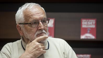 Vilo slovenskih ekonomistov prodali družini Login