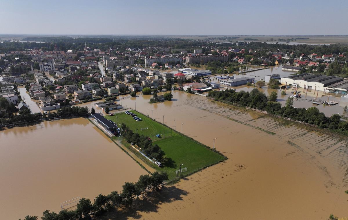 Poljska, poplave, nogometno igrišče | Foto Reuters