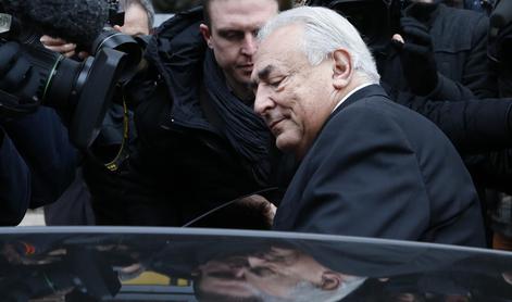 Nekdanji prostitutki umaknili civilno tožbo proti Strauss-Kahnu