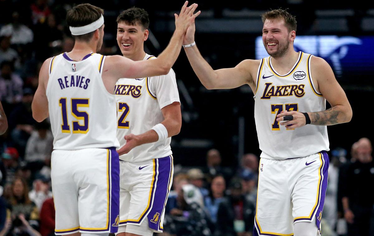 Luka Dončić | Luka Dončić je v uvodnih treh nastopih v tej sezoni v ligi NBA dosegel kar 176 točk. Povprečno na tekmo dosega torej kar 45,3 točke! | Foto Reuters
