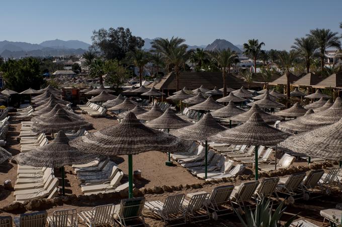 V slovenskih turističnih agencijah največji upad gostov opažajo za počitnice v Egiptu in Tuniziji, kjer hoteli bolj kot ne samevajo. | Foto: Getty Images