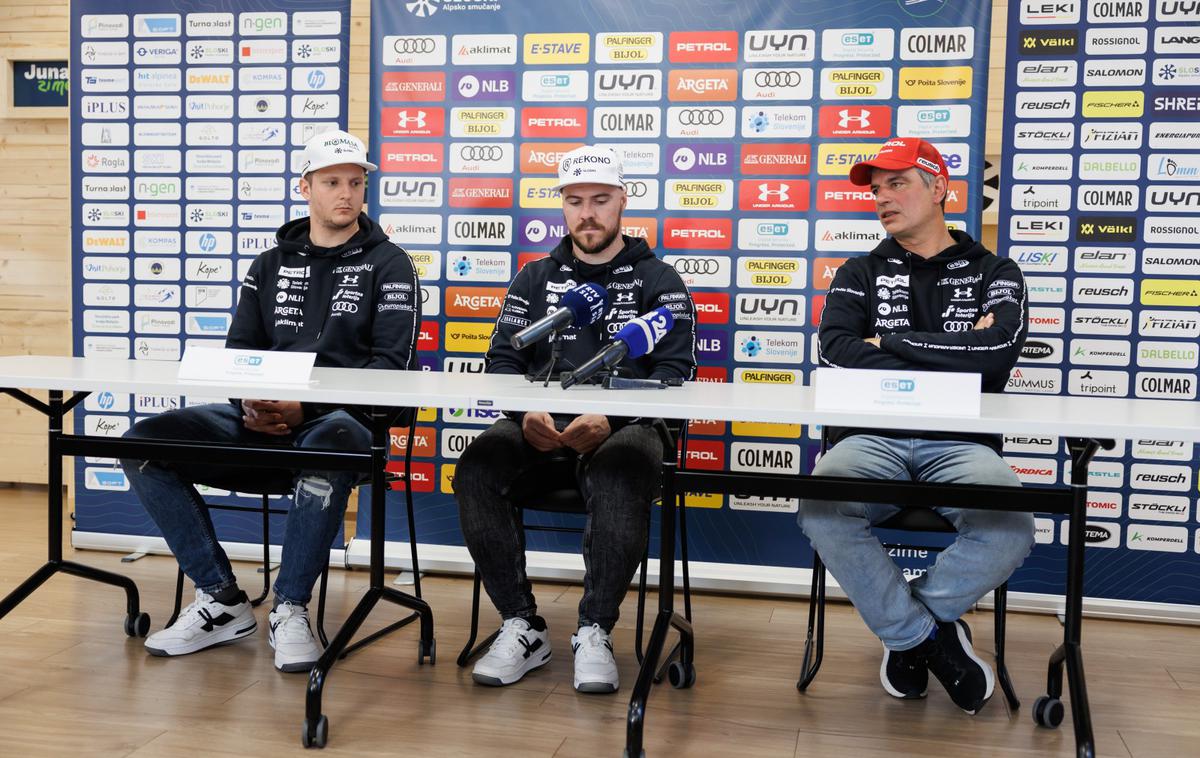 Miha Hrobat Aleš Brezavšček Nejc Naraločnik | Nejc Naraločnik, Miha Hrobat in Aleš brezavšček na torkovi novinarski konferenci v Ljubljani. | Foto Nebojša Tejić/STA