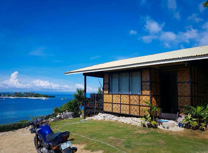 Hiša na filipinski obali, ki je Ann v ponos, saj jo je uredila s svojim denarjem. | Foto: osebni arhiv/Lana Kokl