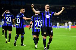 Inter ob pomoči Napolija pobegnil na velikanskih +15