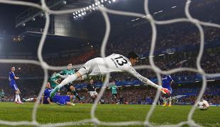 Chelsea presenetil in le remiziral, pol ducata golov Porta ... (video)
