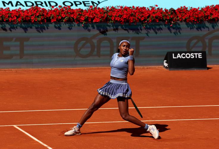 Elektrike je zmanjkalo takoj po zmagi Coco Gauff, ki je postala prva četrtfinalistka, medtem ko je dajala prvo izjavo. | Foto: Reuters